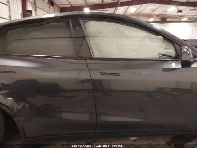 7SAYGDEF2RA270090 Tesla Model Y Performance Dual Motor All-wheel Drive