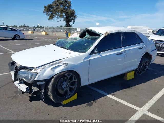 2C3CCAGG1JH267730 Chrysler 300 300s Awd