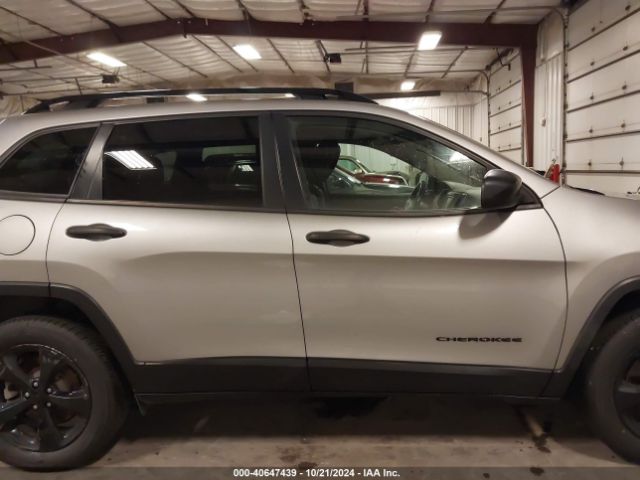 1C4PJMAB2HW615340 Jeep Cherokee Altitude 4x4