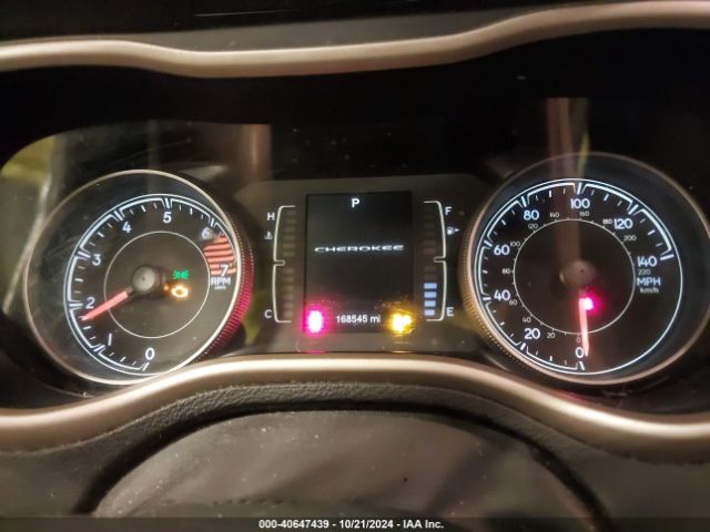 1C4PJMAB2HW615340 Jeep Cherokee Altitude 4x4