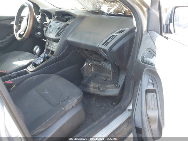 Ford FOCUS SE 2017 1FADP3FE6HL290598 Image 5