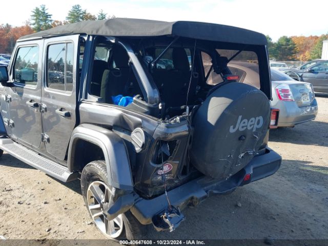 1C4HJXEN5JW224439 Jeep Wrangler Unlimited Sahara 4x4