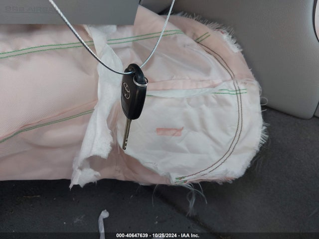 Aukcja sprzedaży 2016 Toyota Camry Le, vin: 4T4BF1FK1GR566470, numer aukcji: 40647639