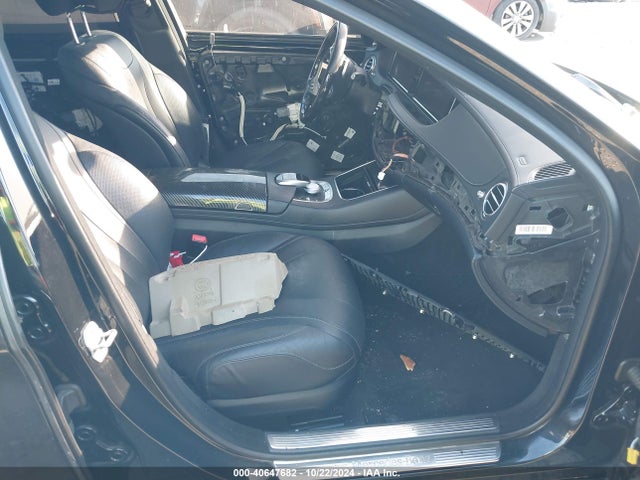 WDDUG8FB4HA308076 Mercedes-Benz S 550 4matic
