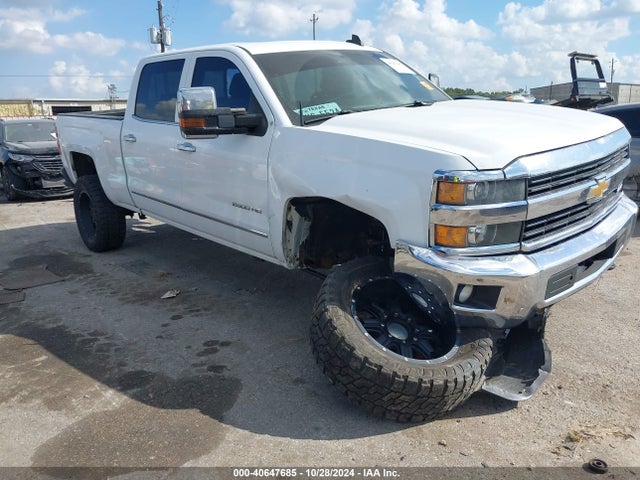 2015 1GC1KWEG9FF515950 main image