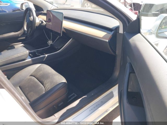5YJ3E1EA5JF017322 Tesla Model 3 Long Range/mid Range
