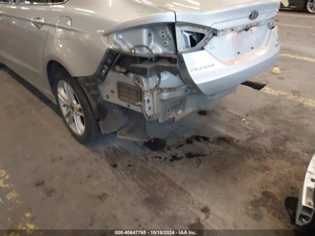 3FA6P0LU8JR132449 Ford Fusion Hybrid Se