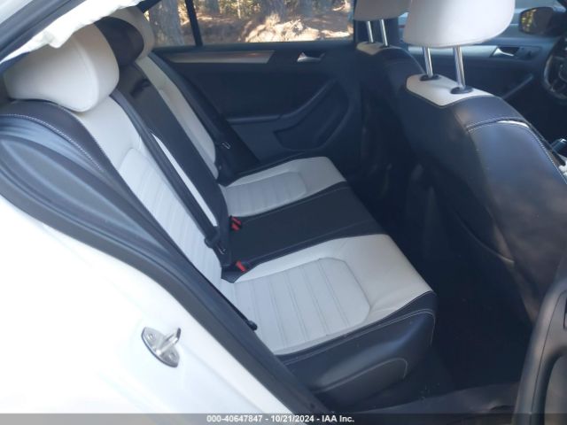 3VWD17AJ5GM412207 Volkswagen Jetta 1.8t Sport