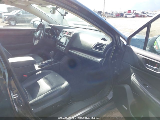 Subaru Outback 2.5i Limited 2015 4S4BSBNCXF3231685 Image 5