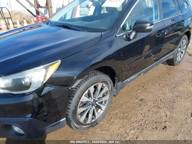 Subaru Outback 2.5i Limited 2015 4S4BSBNCXF3231685 Image 6