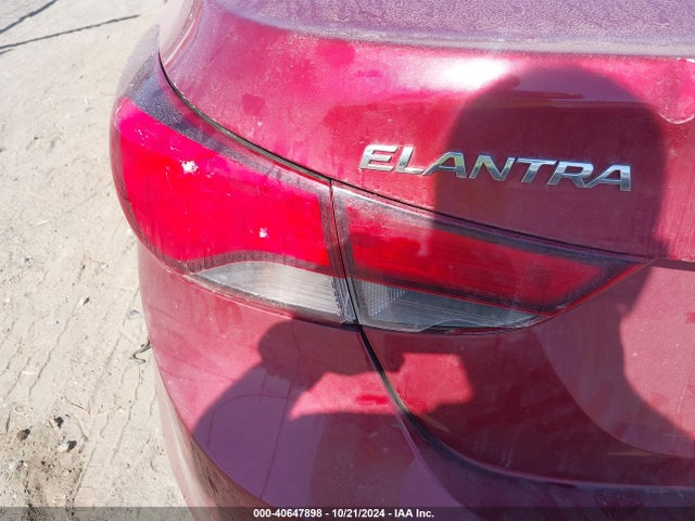 Hyundai ELANTRA SE 2016 5NPDH4AE5GH672659 Image 19