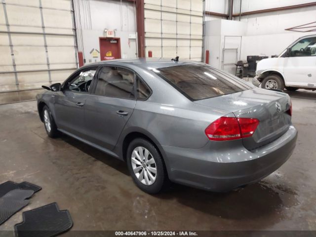 1VWAT7A30FC016409 Volkswagen Passat 1.8t Wolfsburg Edition