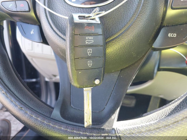 KIA Optima Lx 2015 5XXGM4A73FG351823 Image 11