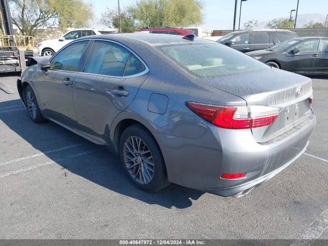JTHBK1GG1J2261444 Lexus ES 350
