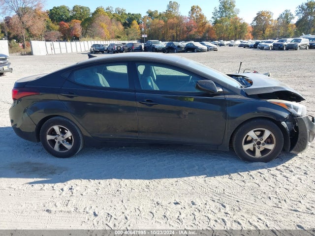 Hyundai ELANTRA SE 2015 5NPDH4AE9FH584132 Image 13