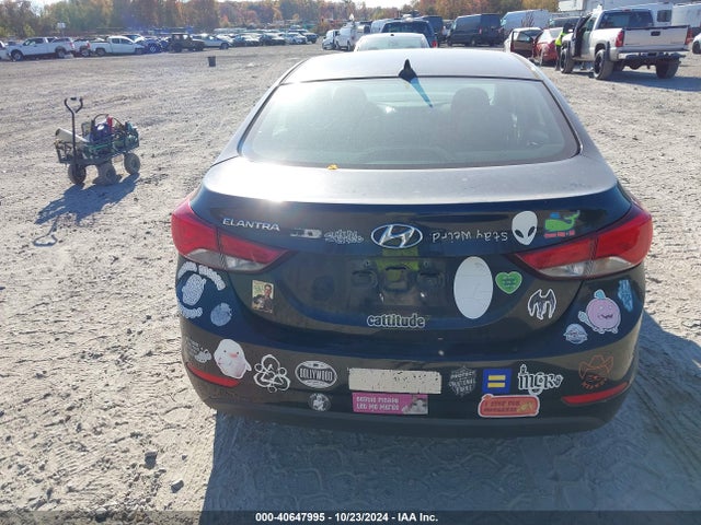 Hyundai ELANTRA SE 2015 5NPDH4AE9FH584132 Image 16
