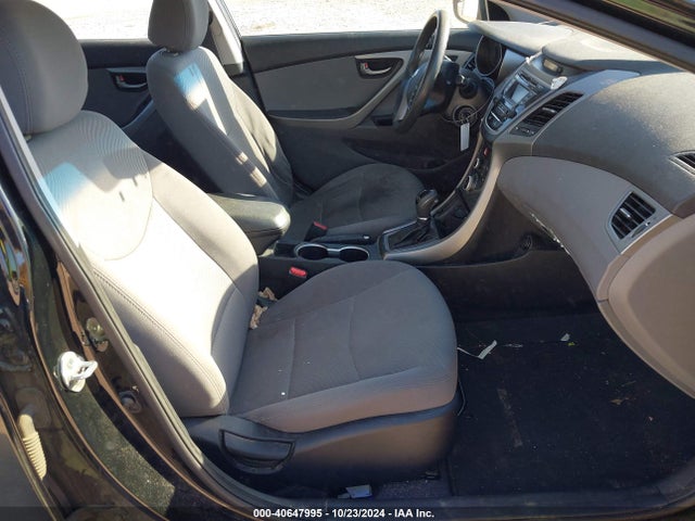 Hyundai ELANTRA SE 2015 5NPDH4AE9FH584132 Image 5