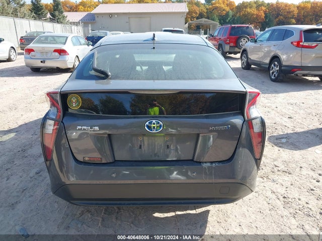 Toyota Prius Two 2018 JTDKBRFU3J3601002 Image 17