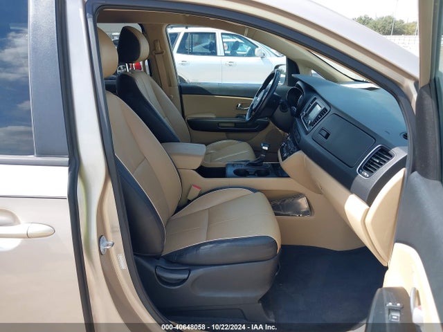 KIA SEDONA LX 2017 KNDMB5C13H6293589 Image 5