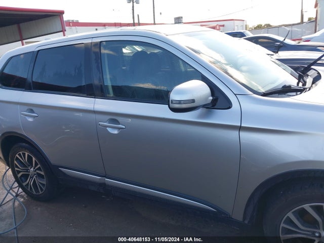 Mitsubishi Outlander Se 2018 JA4AD3A33JZ007311 Image 13