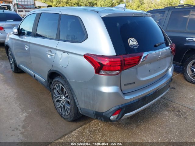 2018 MITSUBISHI OUTLANDER JA4AD3A33JZ007311 Photo 2