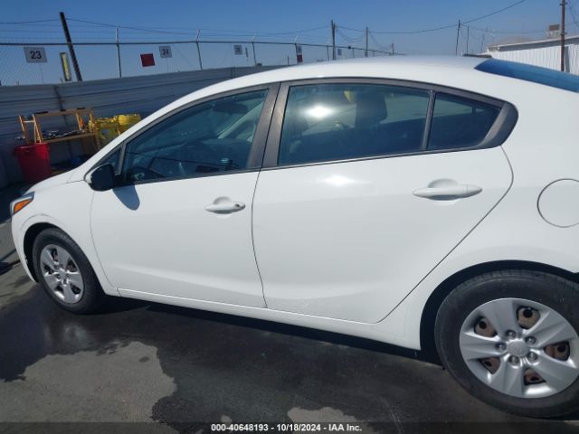 3KPFK4A79HE011525 KIA FORTE LX