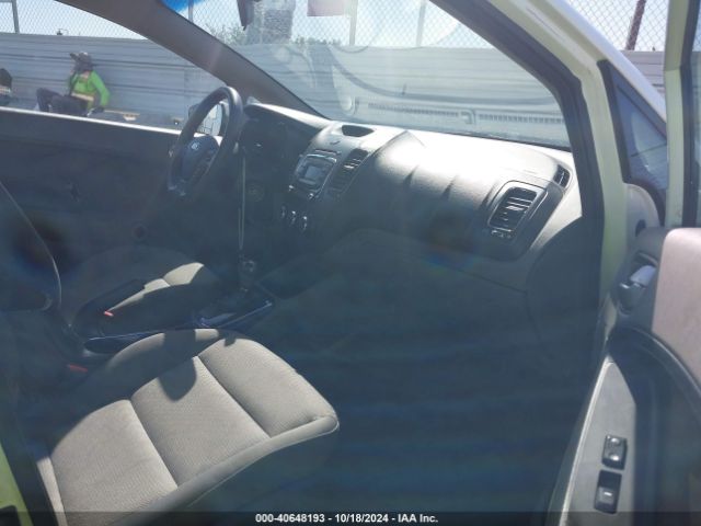 3KPFK4A79HE011525 KIA FORTE LX