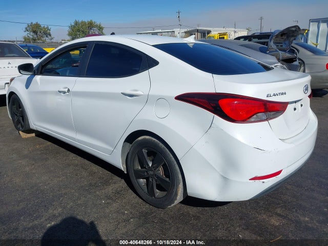 Hyundai ELANTRA SE 2015 5NPDH4AE5FH576030 Image 3