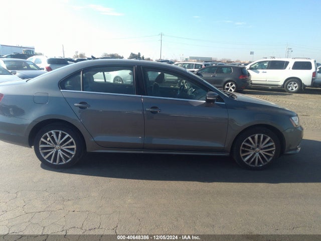 3VWL07AJ3GM260040 Volkswagen Jetta 1.8t Sel