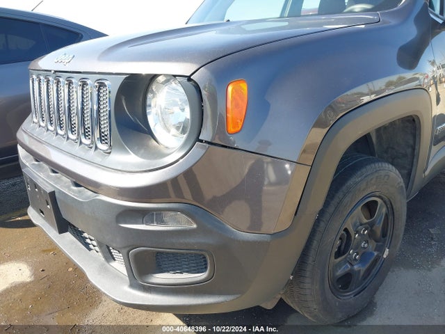 ZACCJBAH8JPH32415 Jeep Renegade Sport 4x4
