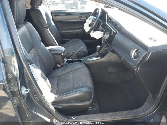 Toyota COROLLA SE 2018 5YFBURHE2JP824252 Image 5