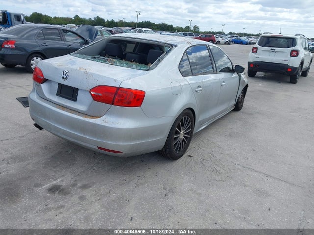 3VW2K7AJ4EM255237 Volkswagen Jetta 2.0l S