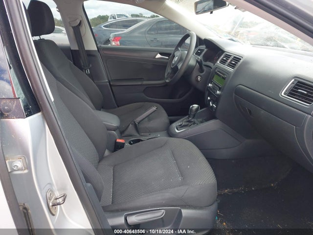3VW2K7AJ4EM255237 Volkswagen Jetta 2.0l S