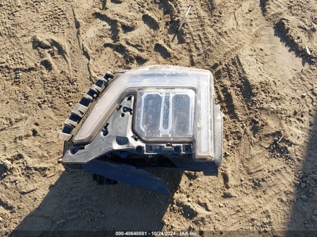 3GTPHDED1NG660254 GMC Sierra 1500 2wd  Short Box Slt