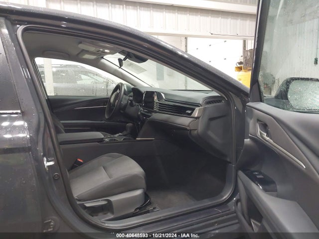 Toyota CAMRY LE 2025 4T1DAACK1SU501133 Image 5