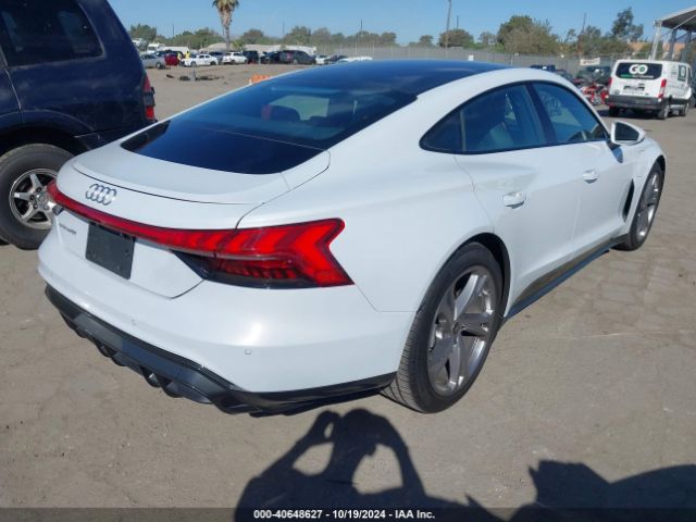 2024 AUDI E-TRON GT WAUFJBFW0R7002671 Photo 3