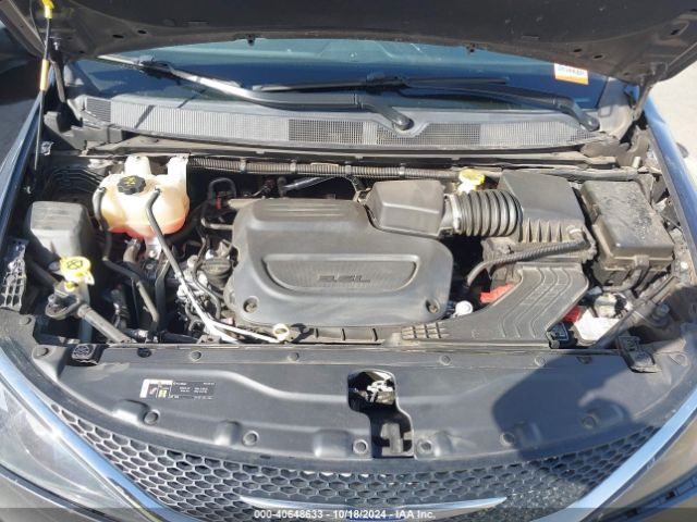 2C4RC1DG3LR262715 Chrysler Voyager Lxi