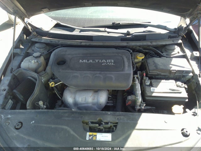 Chrysler 200 S 2015 1C3CCCBB4FN678139 Image 10