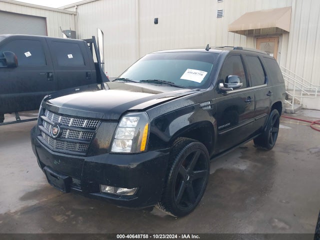 2013 CADILLAC ESCALADE 1GYS3CEF2DR186621 Photo 1