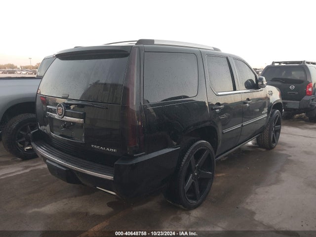 2013 CADILLAC ESCALADE 1GYS3CEF2DR186621 Photo 3