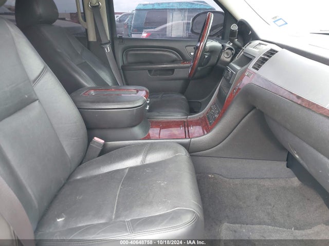 2013 CADILLAC ESCALADE 1GYS3CEF2DR186621 Photo 4
