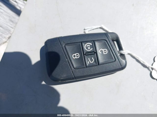 3VV3B7AX2JM137582 Volkswagen Tiguan 2.0t Se/2.0t Sel