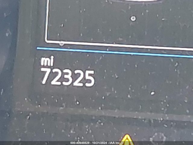 3VV3B7AX2JM137582 Volkswagen Tiguan 2.0t Se/2.0t Sel