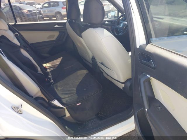 3VV3B7AX2JM137582 Volkswagen Tiguan 2.0t Se/2.0t Sel