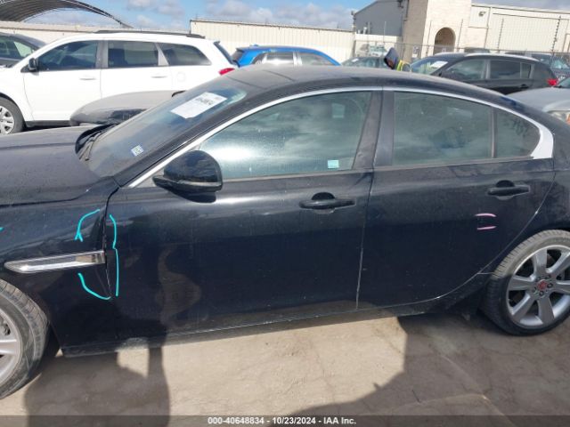 SAJAD4BG2HA979019 Jaguar Xe 25t Premium