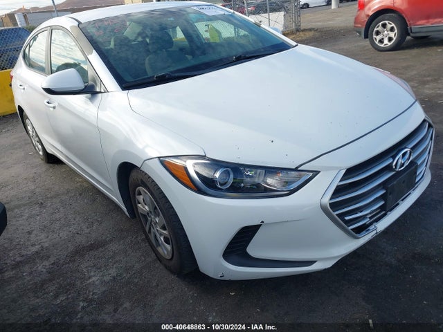 2017 5NPD74LF2HH152509 main image