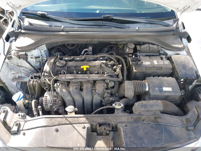 Hyundai ELANTRA SE 2017 5NPD74LF2HH152509 Image 10