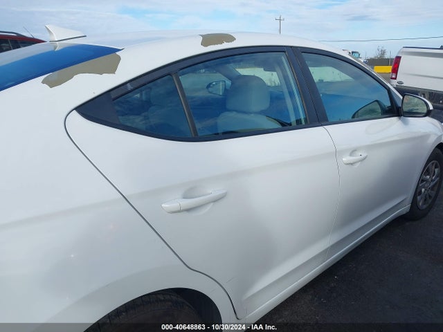 Hyundai ELANTRA SE 2017 5NPD74LF2HH152509 Image 13