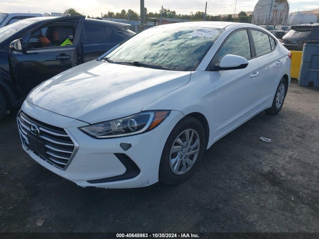 Hyundai ELANTRA SE 2017 5NPD74LF2HH152509 Image 2