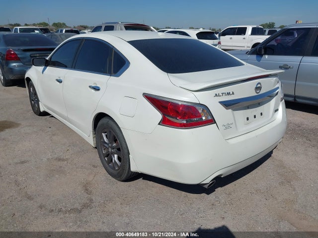 Nissan Altima 2.5 S 2015 1N4AL3AP2FC598436 Image 3